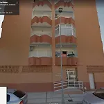 Avenida De Las Piletas