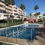 La Playa Costa Lago