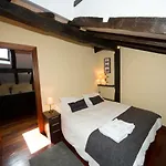La Casa Roja De Saioa