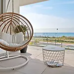 Panorama Beach - Sky View