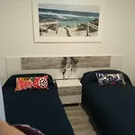 Oceanografic Apartment