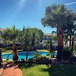 Fantastic 3-Bedroom Holiday Home Including Tennis And Pool Near Golf Course