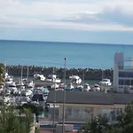 Apartamento Con Vistas Al Puerto Deportivo Las Fuentes
