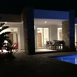 Villa Angovila