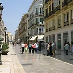 Strachan Una De Las Calles Mas Lujosas Y Centricas De Malaga