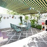 Monko - El Patio De La Bugambilla