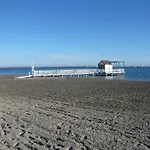 Chalet I Con Terraza En La Playa