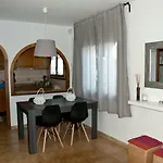 Colibri House