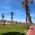 Apartamento Lujo, Primera Linea Playa, Garaje, Wifi, Piscina Climatizada