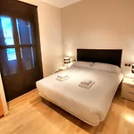 Tamarit Apartments