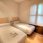 Tamarit Apartments