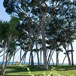 Urb. Alhambra Del Mar, Marbella