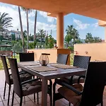 Oasis Apartment