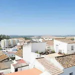 Casa Galuz, Entre La Sierra Y El Mar