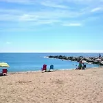 Apartamento De Dos Dormitorios Junto A Mojacar Playa