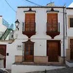 La Casita Gris