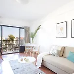 Charming Sea View Apartment Nearby Everything