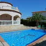 House With 5 Bedrooms In Mont-Roig Del Camp, With Wonderful Mountain V