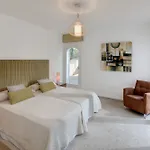 Villa Bara