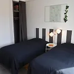 Triplex T2 South Apartment