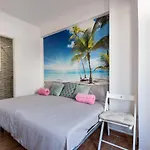 Estudio En Paseo Maritimo Frente A La Playa