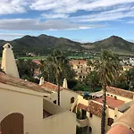 Las Palmeras 4 With Rooftop Solarium And Fiber Optic Internet