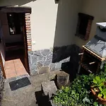 Trisqueles Y Buganvillas II