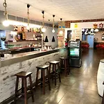 Hostal Univers