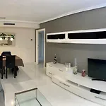 Apartamento Nuevo Con Gran Terraza Y Wifi En Canet