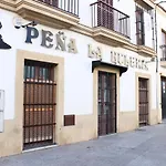 City Center And Free Parking Apartment