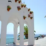 Las Palmas, Oasis De Capistrano