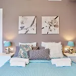 Pure Pool Sensation Apartment Sitges
