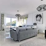Villa Azora