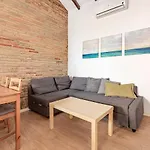 Elegant Holiday Home In Valencia Near Seabeach