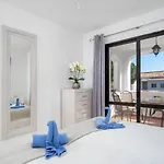 Apartment Las Acacias