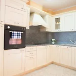 Residencial Playa Del Moro