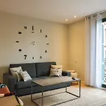 Palau De La Musica Apartments