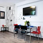 On-Line Luxury Apart Peset Aleixandre 69, Free Wi-Fi