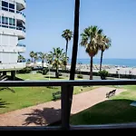 Malagasuite Carihuela Beach & Sun