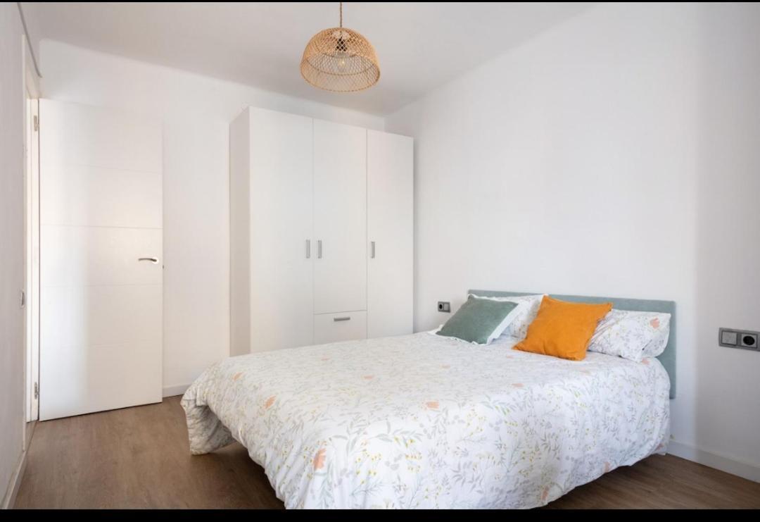 2 Hospitalet Apartment