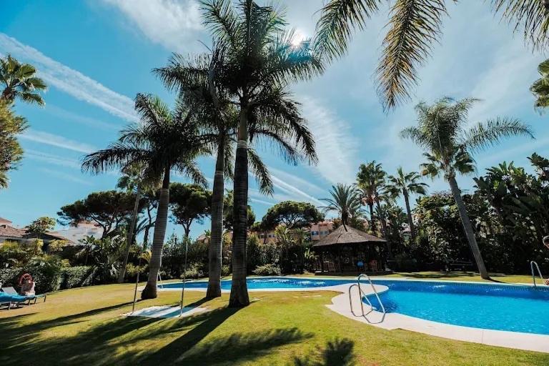 Apartament Atico De 4b/4d Mimosas De Banus Marbella