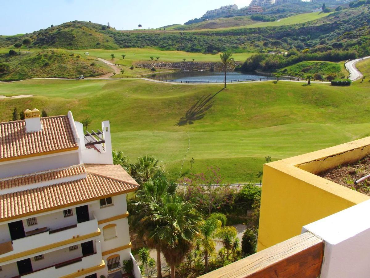 Apartmán 2 Bedrooms With Shared Pool And Wifi At Cala De Mijas 3 Km Away From The *