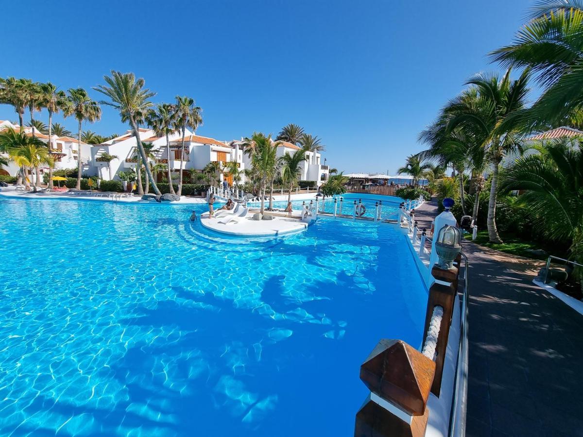 Apartamento Studio No 1 Directly On The And Sea, Terrace, Heated Pool, Wifi