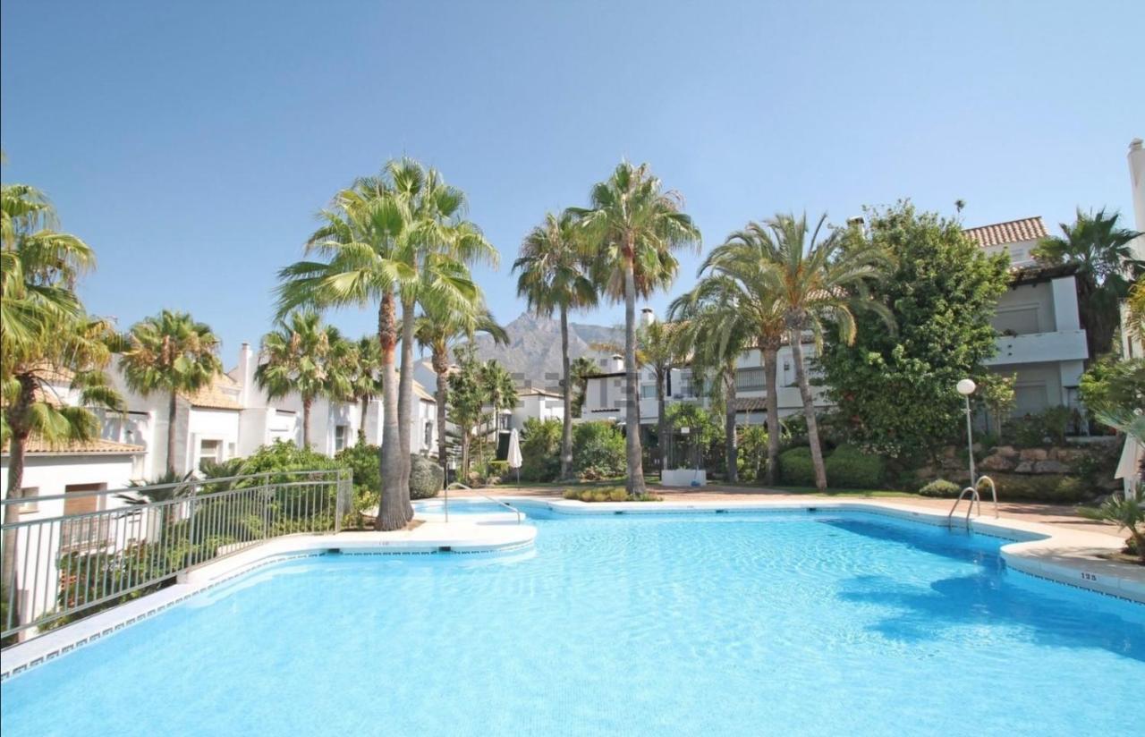 South Faced 4 Bdrm Townhouse With Pool In Holiday home *