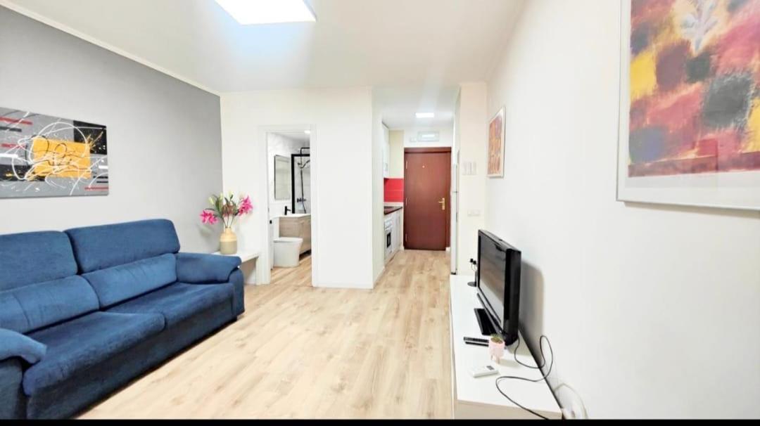 Cerca Agp, Centrico, Piscinas , Playa, Confortable アパート *