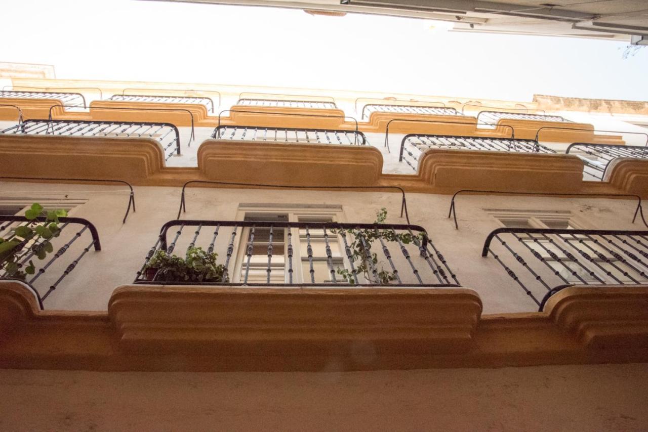 Apartmán Center 5mn De La Playa - 5m