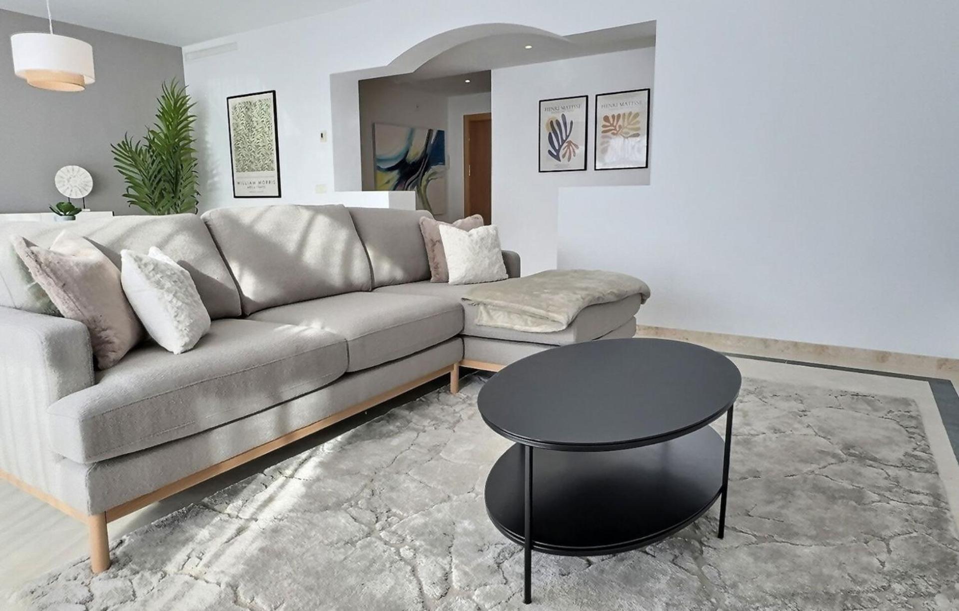 Apartment Beautiful Penthouse With Three Large Double Bedrooms In Casares Costa *