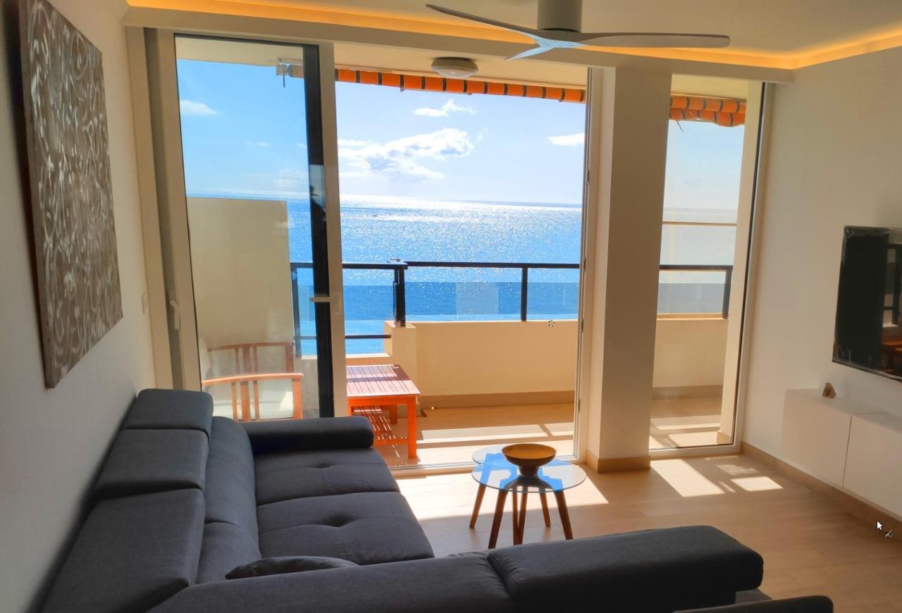 Appartement Beachfront -- New Luxury -- 1ª Linea Playa -- Center -- Private Parking -- Panoramic Sea Views --